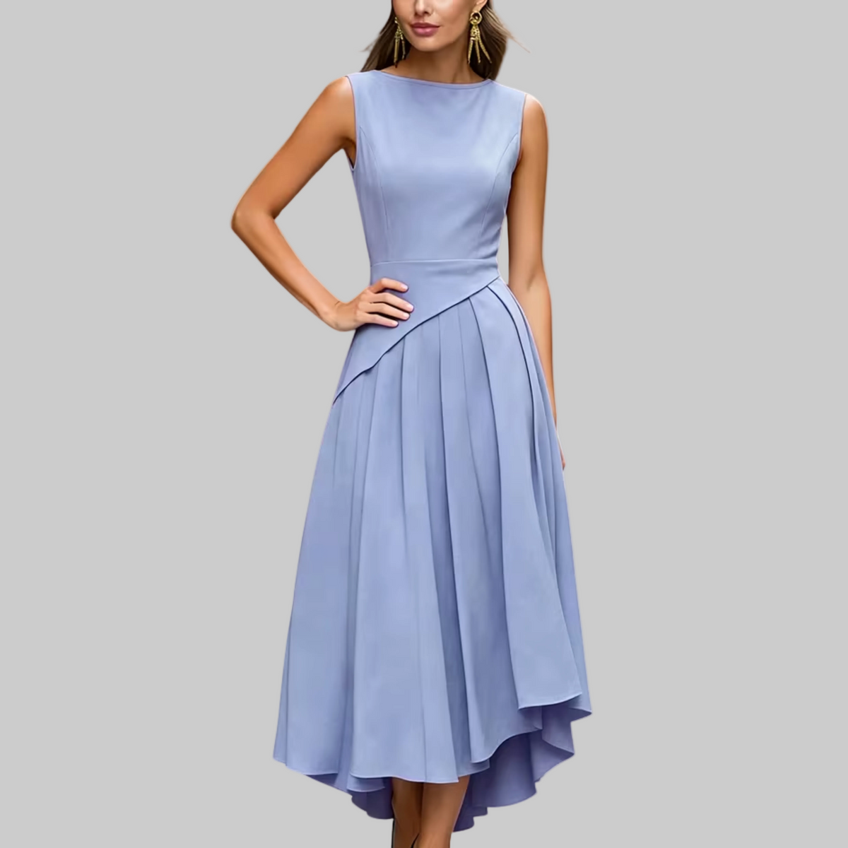 Ärmelloses, asymmetrisches, plissiertes Midi-Kleid