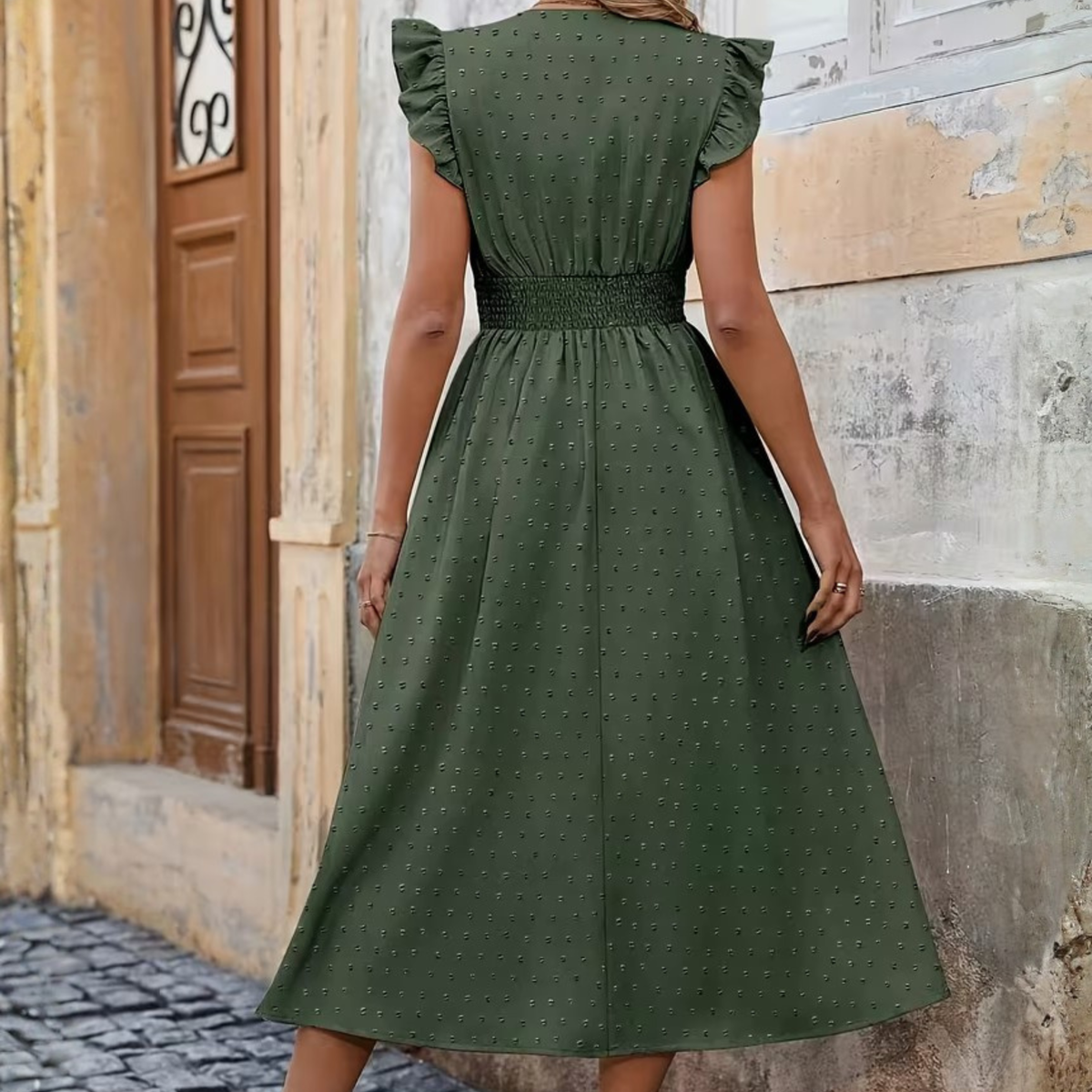 Midi-Kleid mit V-Ausschnitt und Rüschensaum