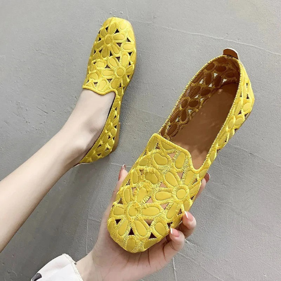 Floral Cut-Out Slipper ohne Schnürsenkel