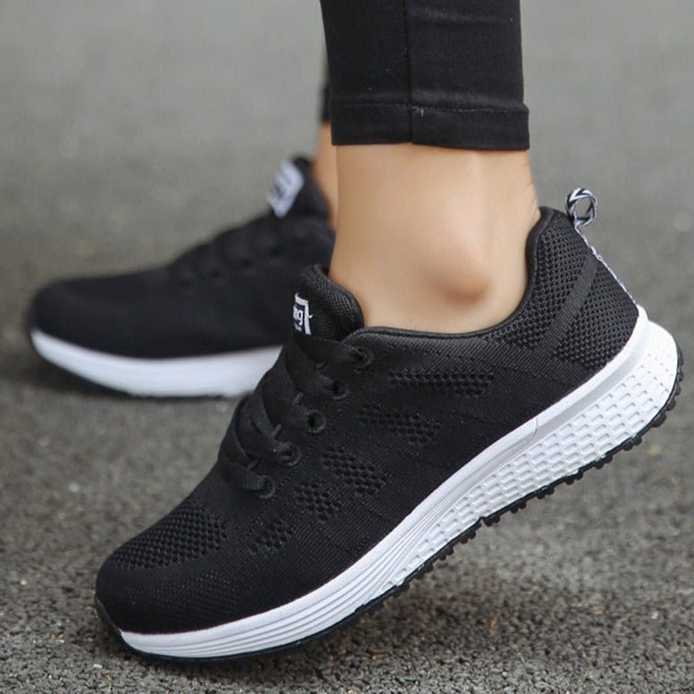 Lightweight Breathable Running Sneakers With Cushioned Sole
