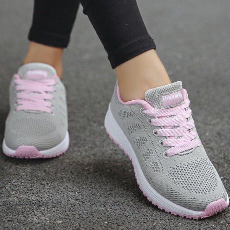 Leichte atmungsaktive Laufsneaker mit gedämpfter Sohle