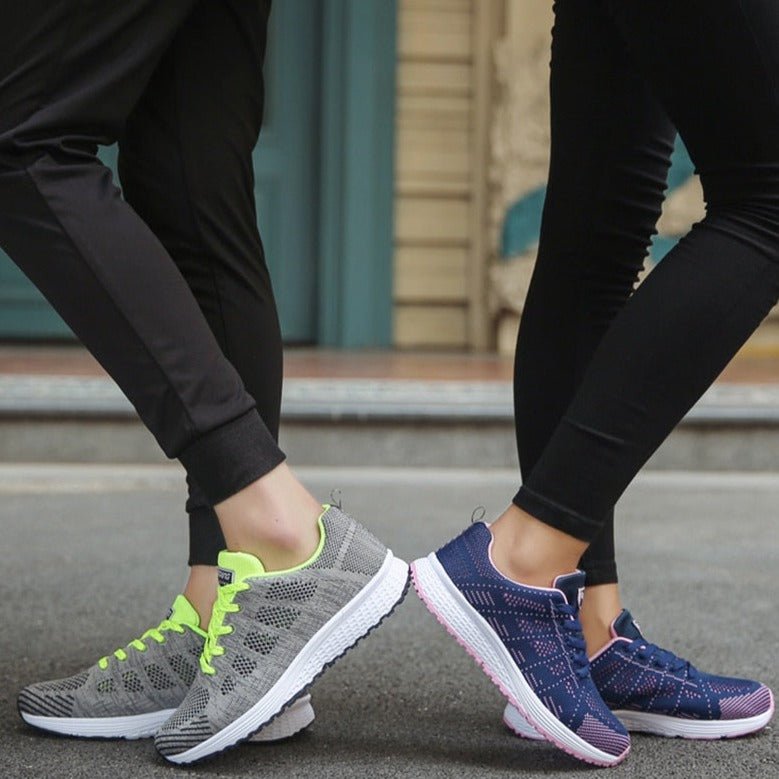 Leichte atmungsaktive Laufsneaker mit gedämpfter Sohle