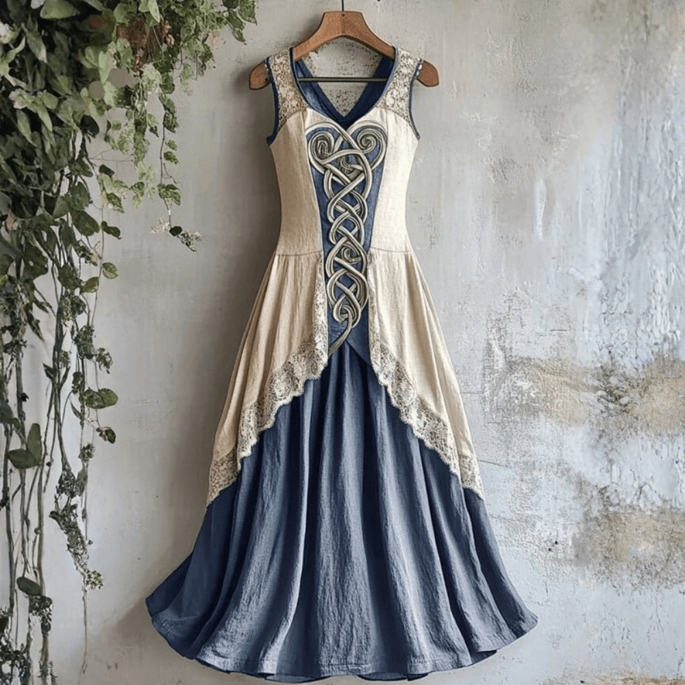 Vintage Sleeveless Maxi Dress with Elegant Detail