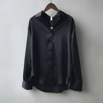 Elegant Relaxed Blouse for Timeless Style and Everyday Comfort