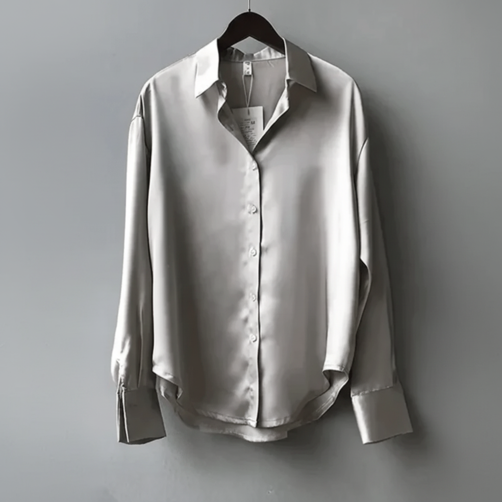 Elegant Relaxed Blouse for Timeless Style and Everyday Comfort