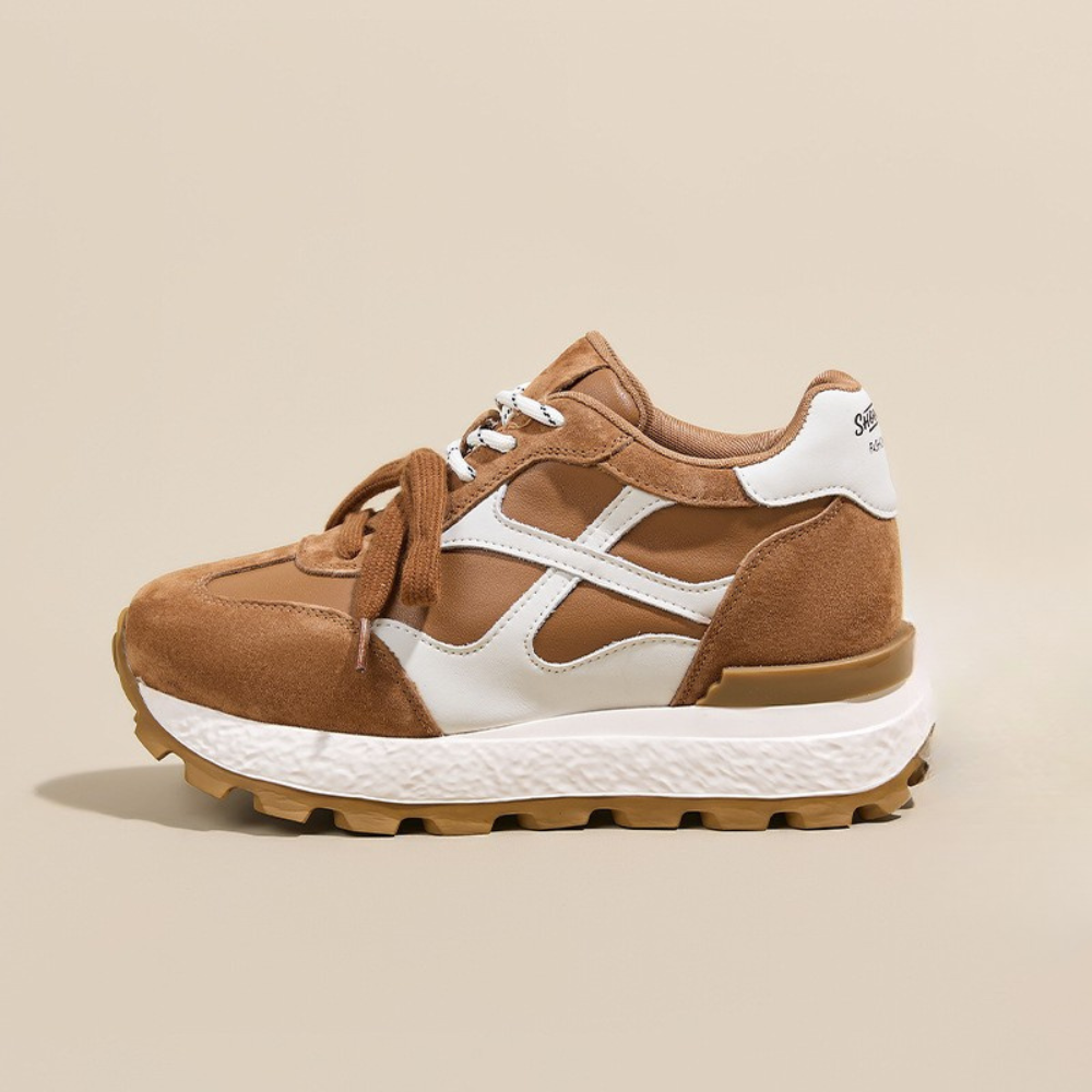 Erhöhte Trainings-Plateau Sneaker