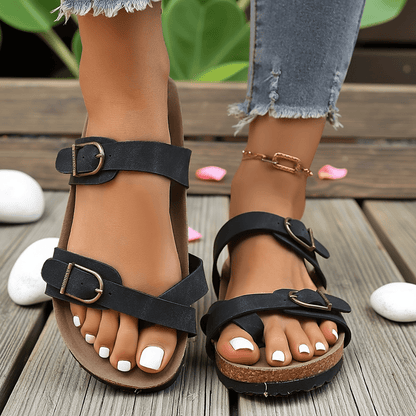 Einfache flache Ledersandalen