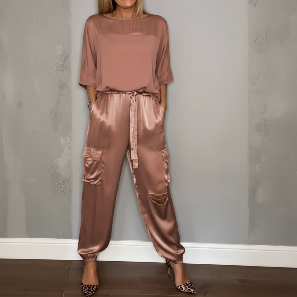Luxury Women’s Relaxed Chic Two-Piece Set for Effortless Sophisticated Style