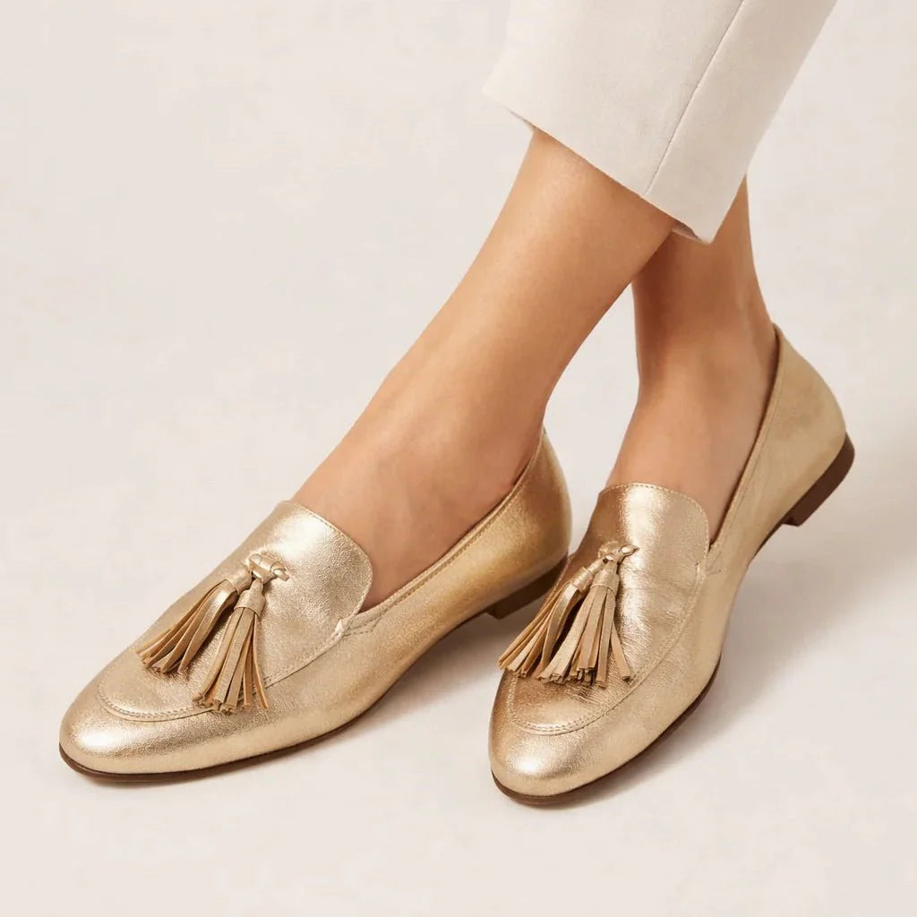 Women Elegant Tassel Detail Statement Moccasin Loafers