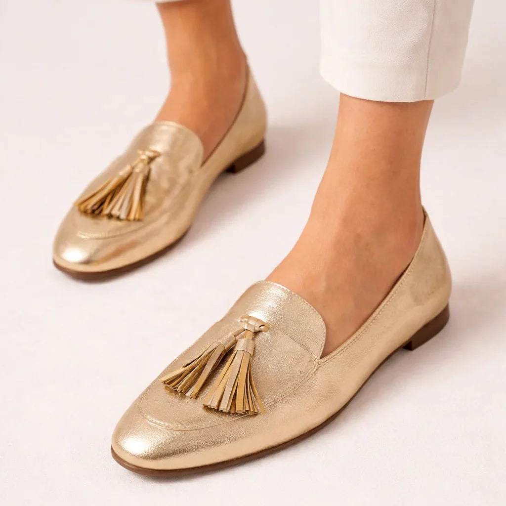 Women Elegant Tassel Detail Statement Moccasin Loafers