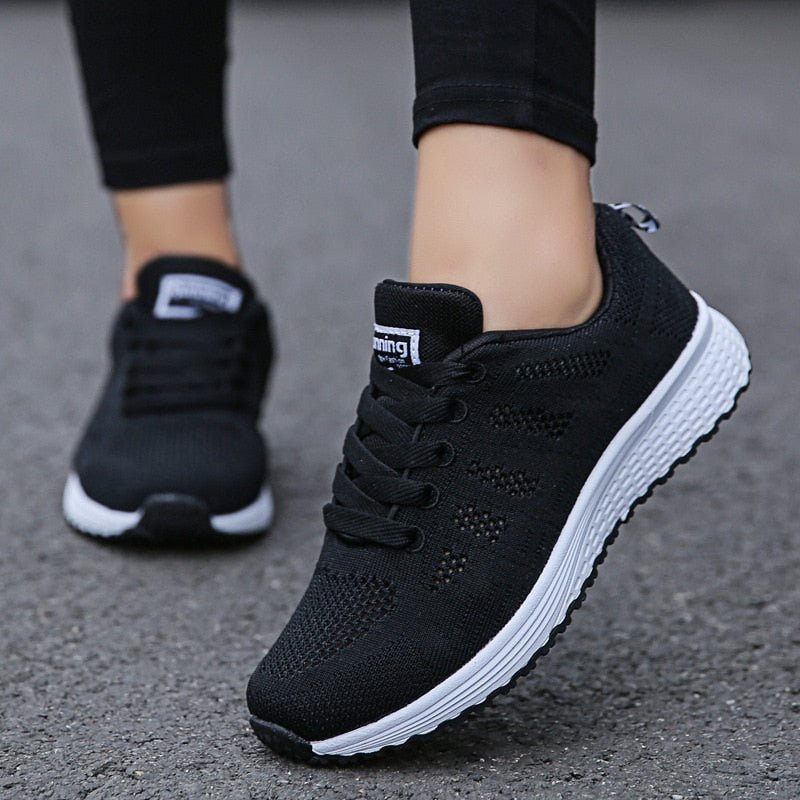 Lightweight Breathable Running Sneakers With Cushioned Sole