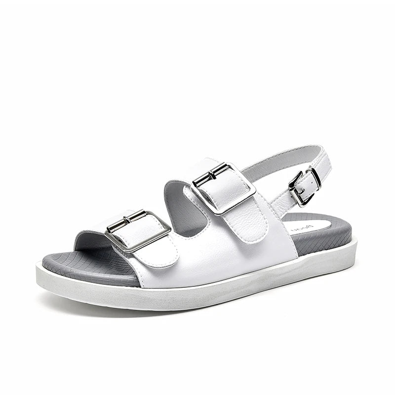 Flache Sandalen mit doppelter Schnalle
