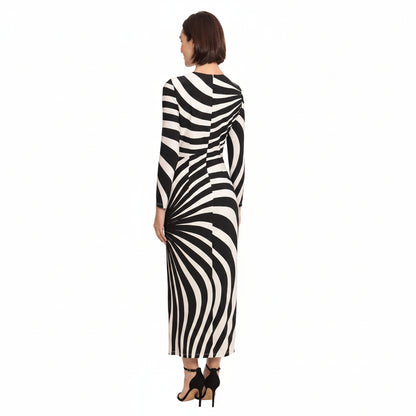 Gestreiftes Maxi-Kleid mit langen Ärmeln und einfachem Body – mühelose Eleganz