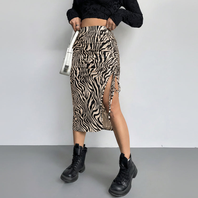 Midirock mit hohem Bund, gerafft und im Animal-Print – Cowgirl-Stil