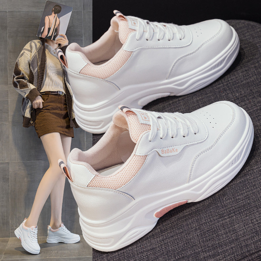 Klobige Sneaker mit dicker Sohle
