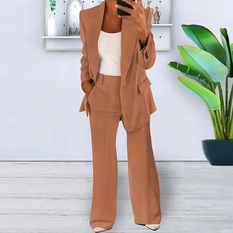 Comfortable Women's Loose-Fit Two-Piece Set with Pockets