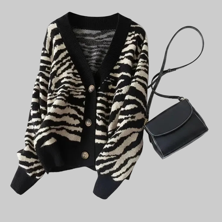 Moderner Strickcardigan mit Knopfleiste und Zebramuster