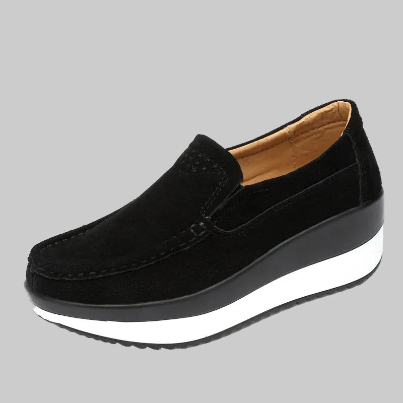 Vielseitige flache Lederschuhe zum Gehen für einen entspannten Alltagsstil