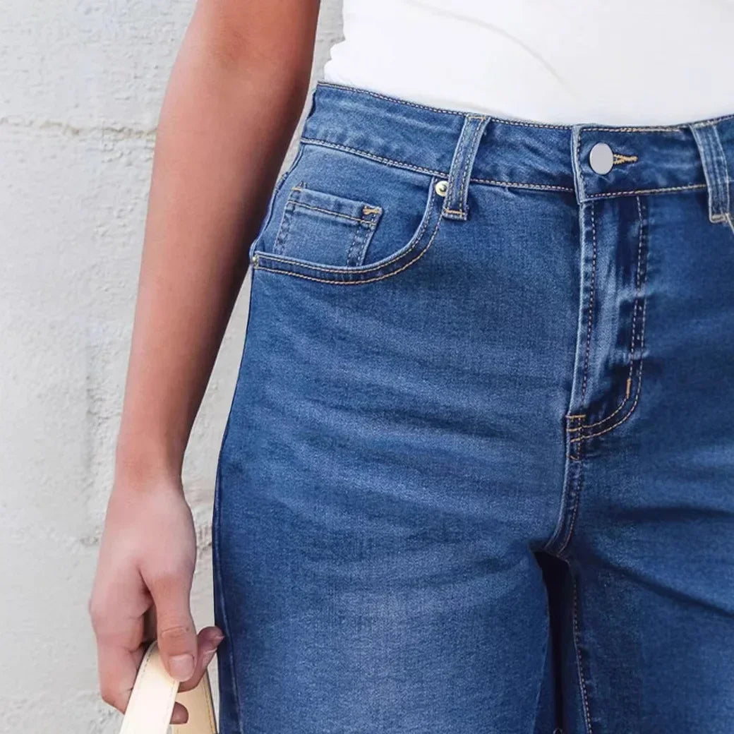 Trendige Vintage-Jeansshorts mit Quasten-Saum für den Freizeitlook