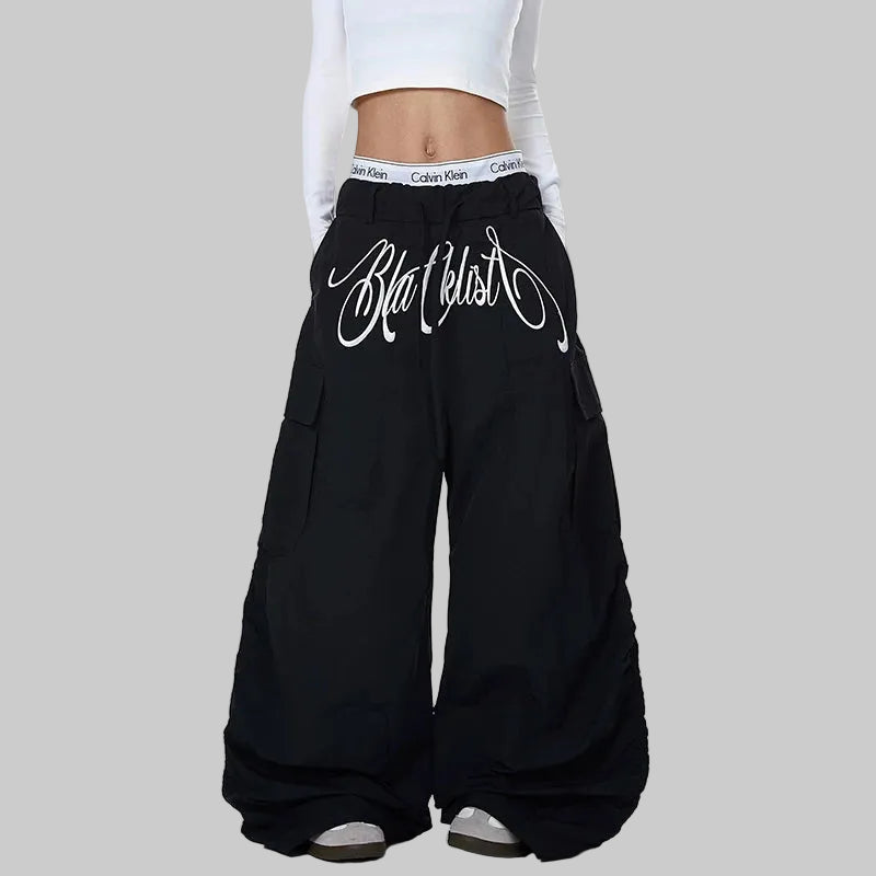 Bestickte Streetwear-Parachute-Hose