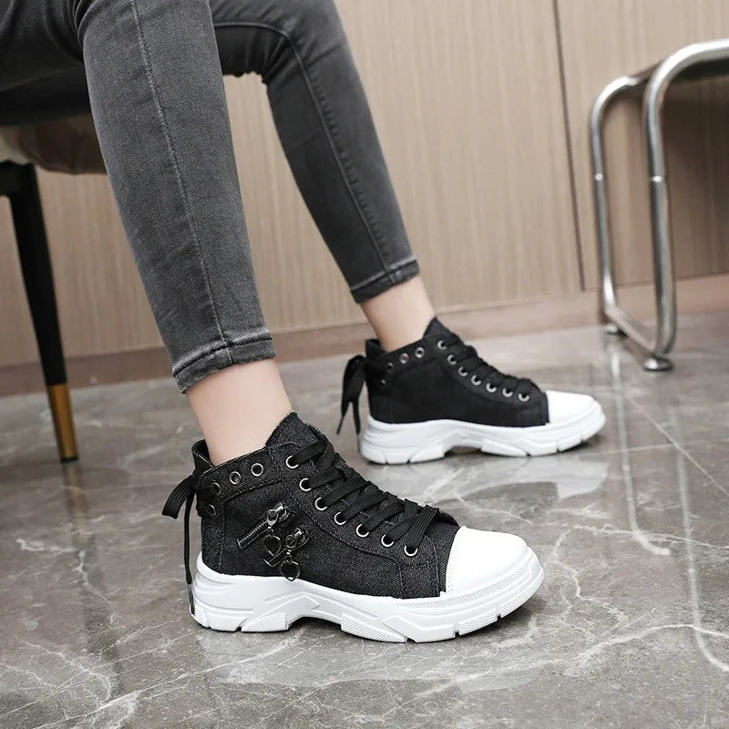 Hohe Plateau Denim Sneaker