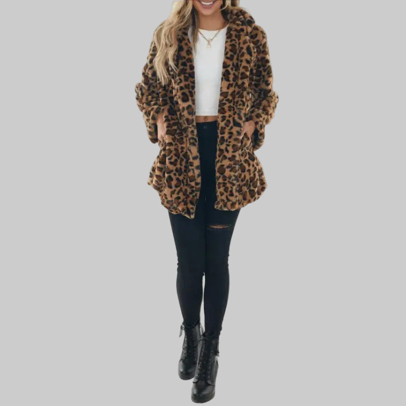 Premium Women’s Plus Size Leopard Print Jacket for Chic Everyday Looks