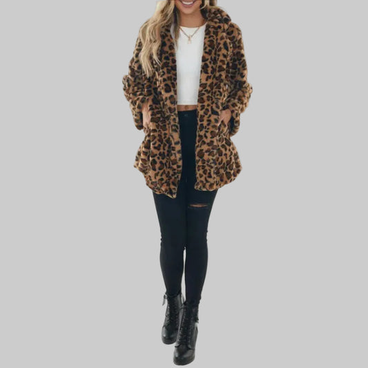 Premium Women’s Plus Size Leopard Print Jacket for Chic Everyday Looks