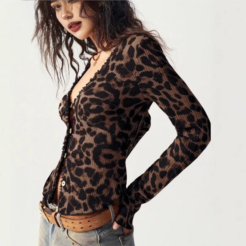 Glamouröses Langarm-Slim-T-Shirt mit Leopardenmuster für heiße Mädchen-Styles