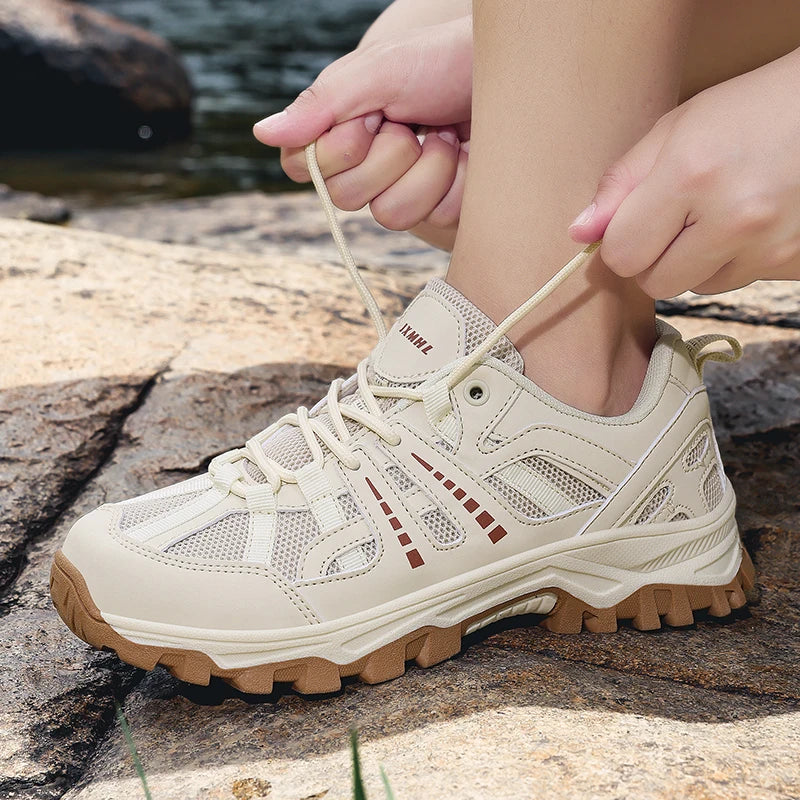 Stoßdämpfende Wandersneaker