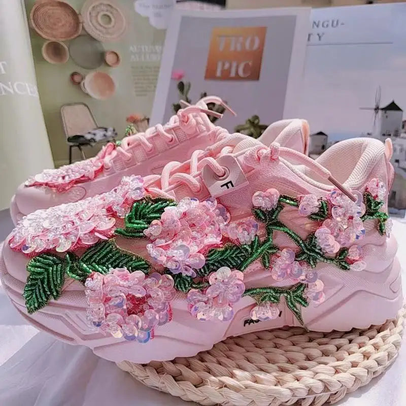 Niedliche Rosa Plateau-Sneaker