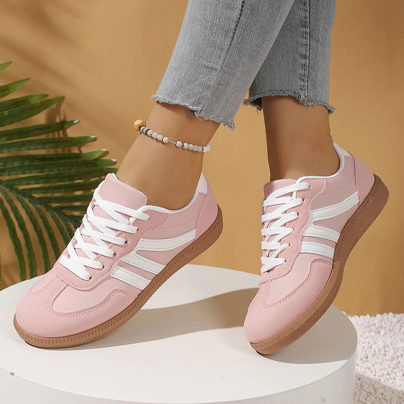 Trendige Plateau Schnürsneaker