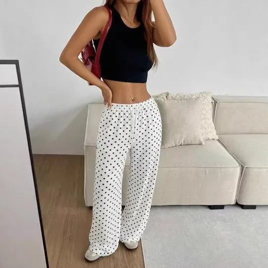 Elegante locker sitzende Polka-Dot-Hose für bequeme, schicke Looks