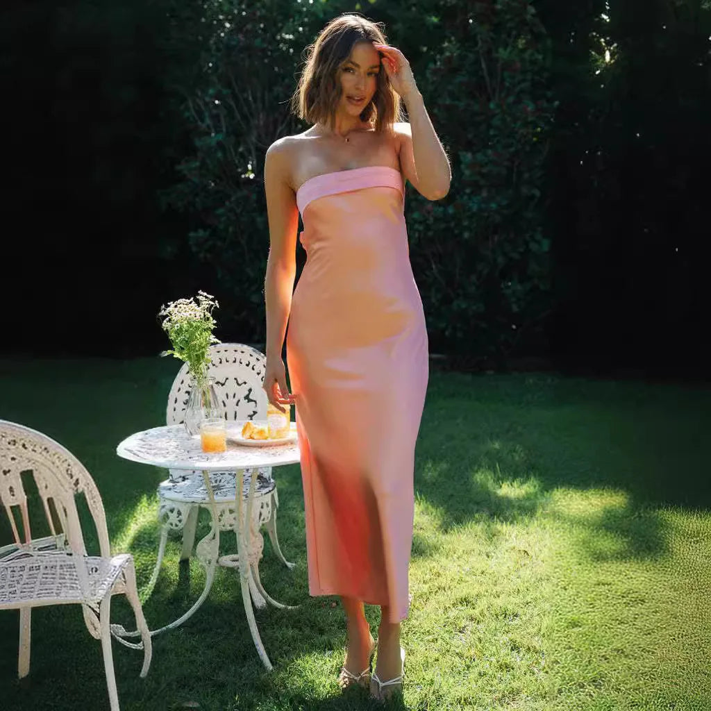 Elegantes Rückenfreies Strickkleid mit Ärmellosem Bandeau-Design