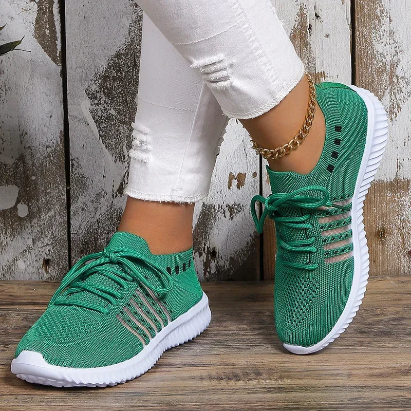 Rutschfeste gestrickte Wanderschuhe