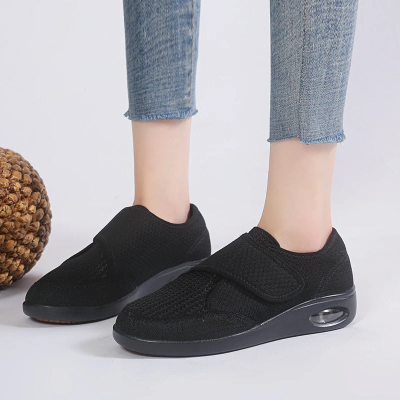 Atmungsaktive Mesh-Klettverschluss-Slipper