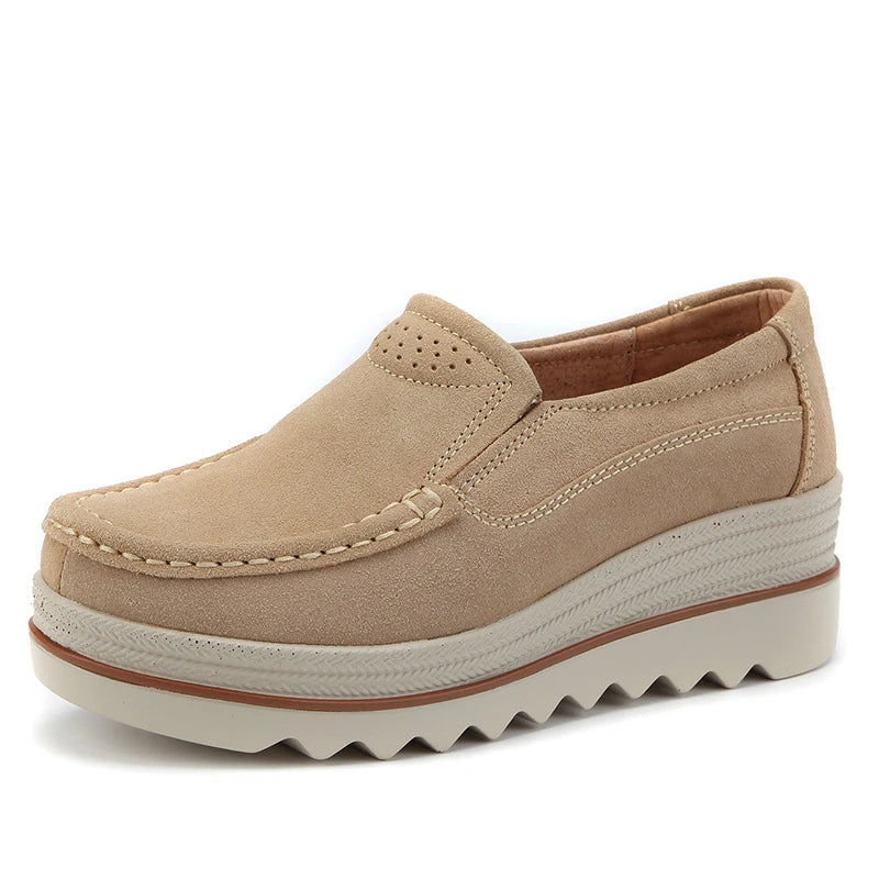 Plateau-Slipper aus Wildleder
