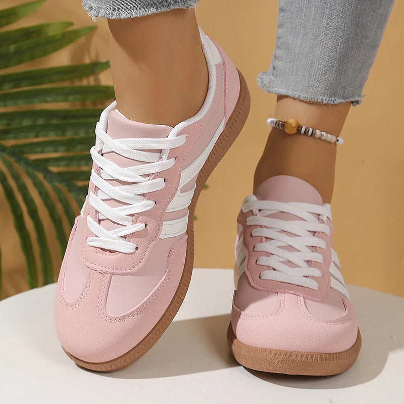 Trendige Plateau Schnürsneaker