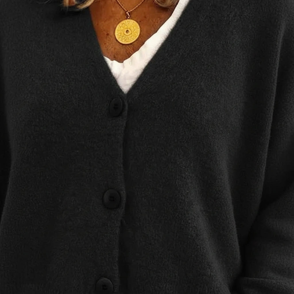 Saphira_-_Timeless_V-Neck_Cardigan