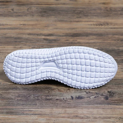 Rutschfeste gestrickte Wanderschuhe