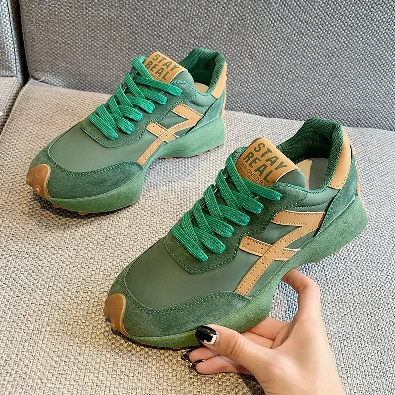 Stylische rutschfeste Sportschuhe