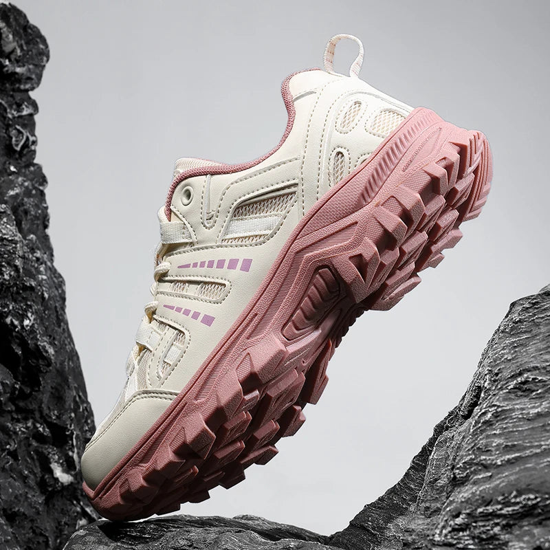 Stoßdämpfende Wandersneaker