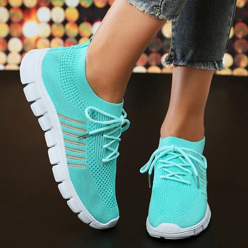 Rutschfeste gestrickte Wanderschuhe