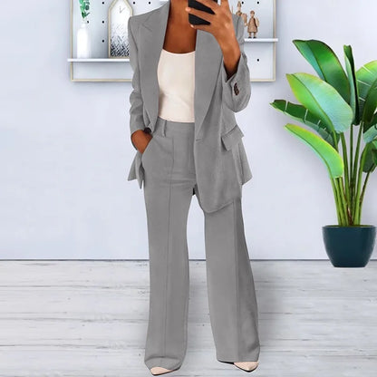 Comfortable Women’s Loose-Fit Two-Piece Set with Soft Breathable Material and Pockets