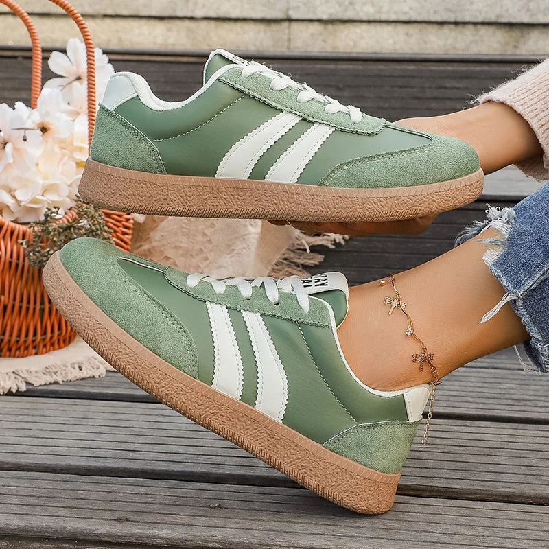 Leichte Plattform-Sportsneaker