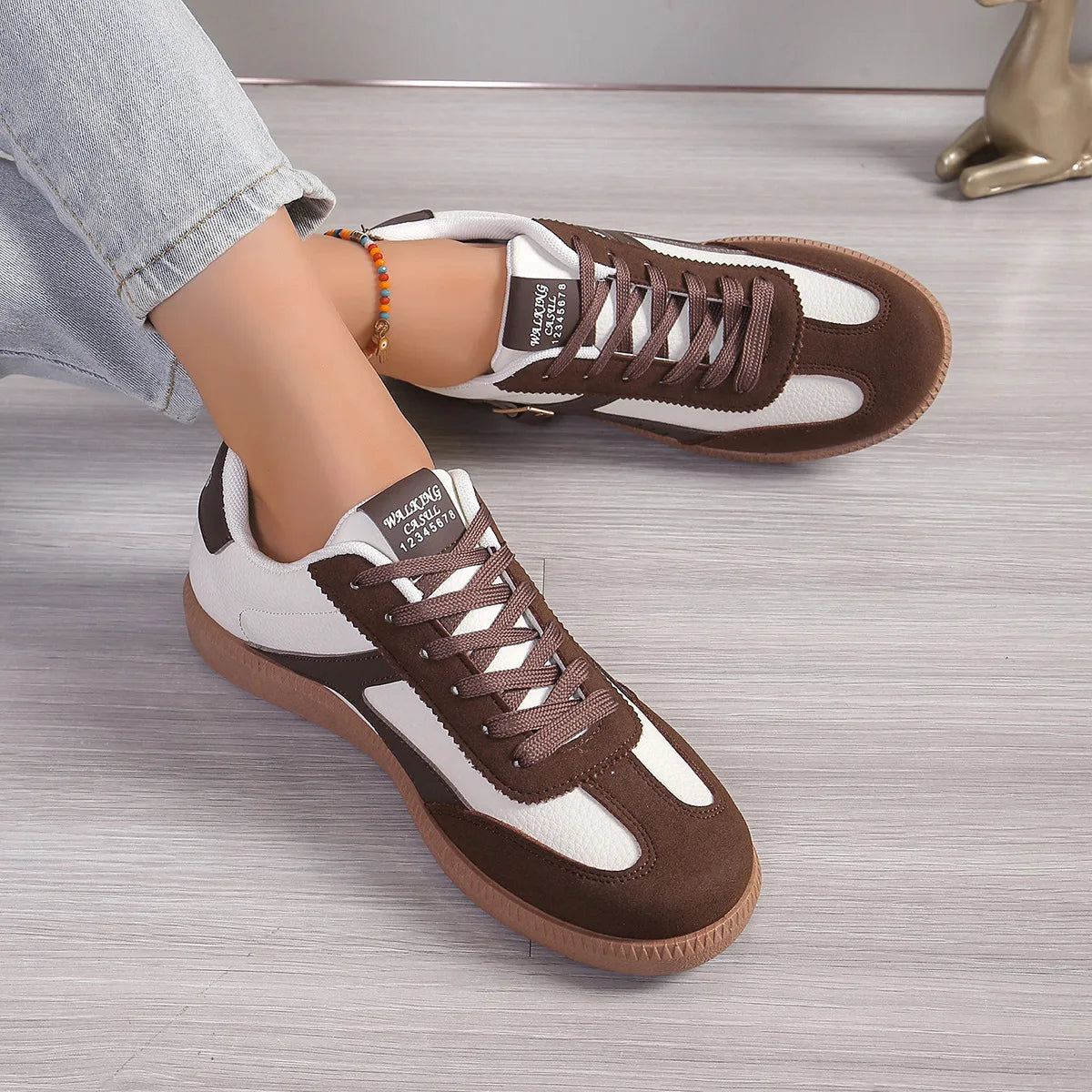 Modische Sneaker mit weicher Sohle zum Gehen