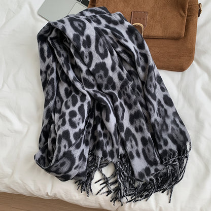 Chic Leopard Print Women’s Warm Scarf with Tassels for Cozy Style
