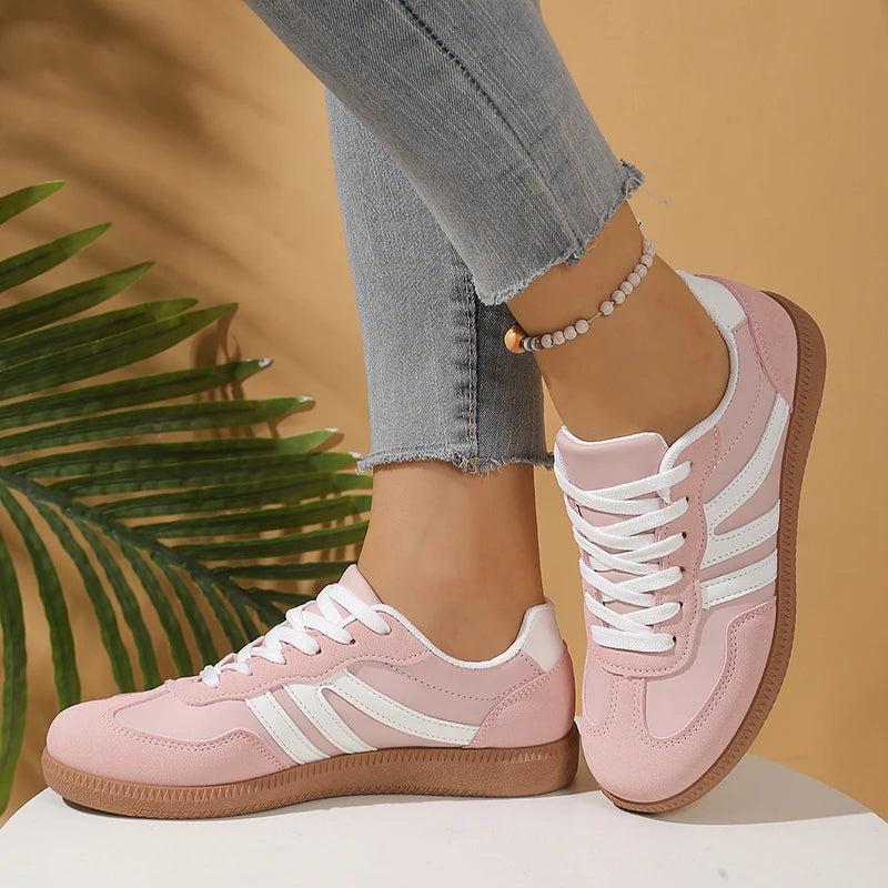 Trendige Plateau Schnürsneaker