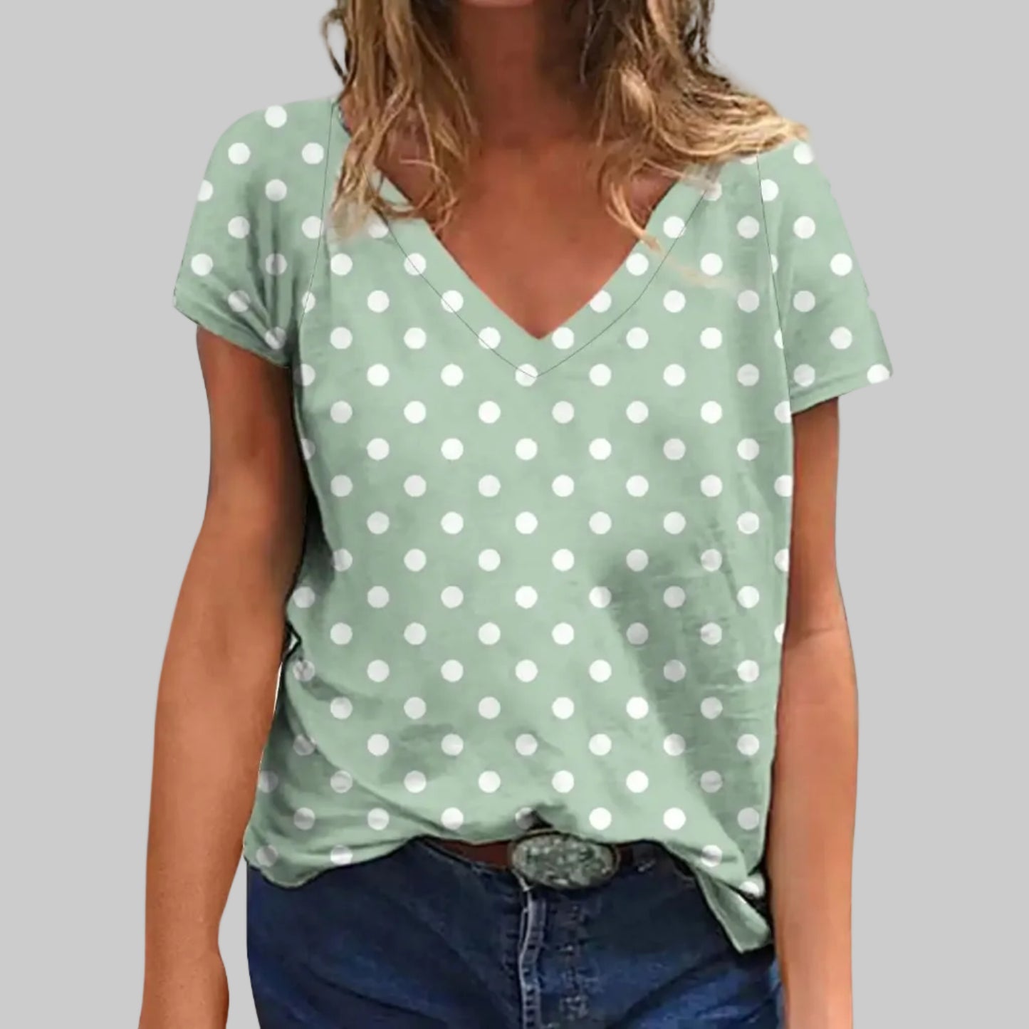 Modern Polka Dot Short Sleeve T-Shirt for Everyday Comfort