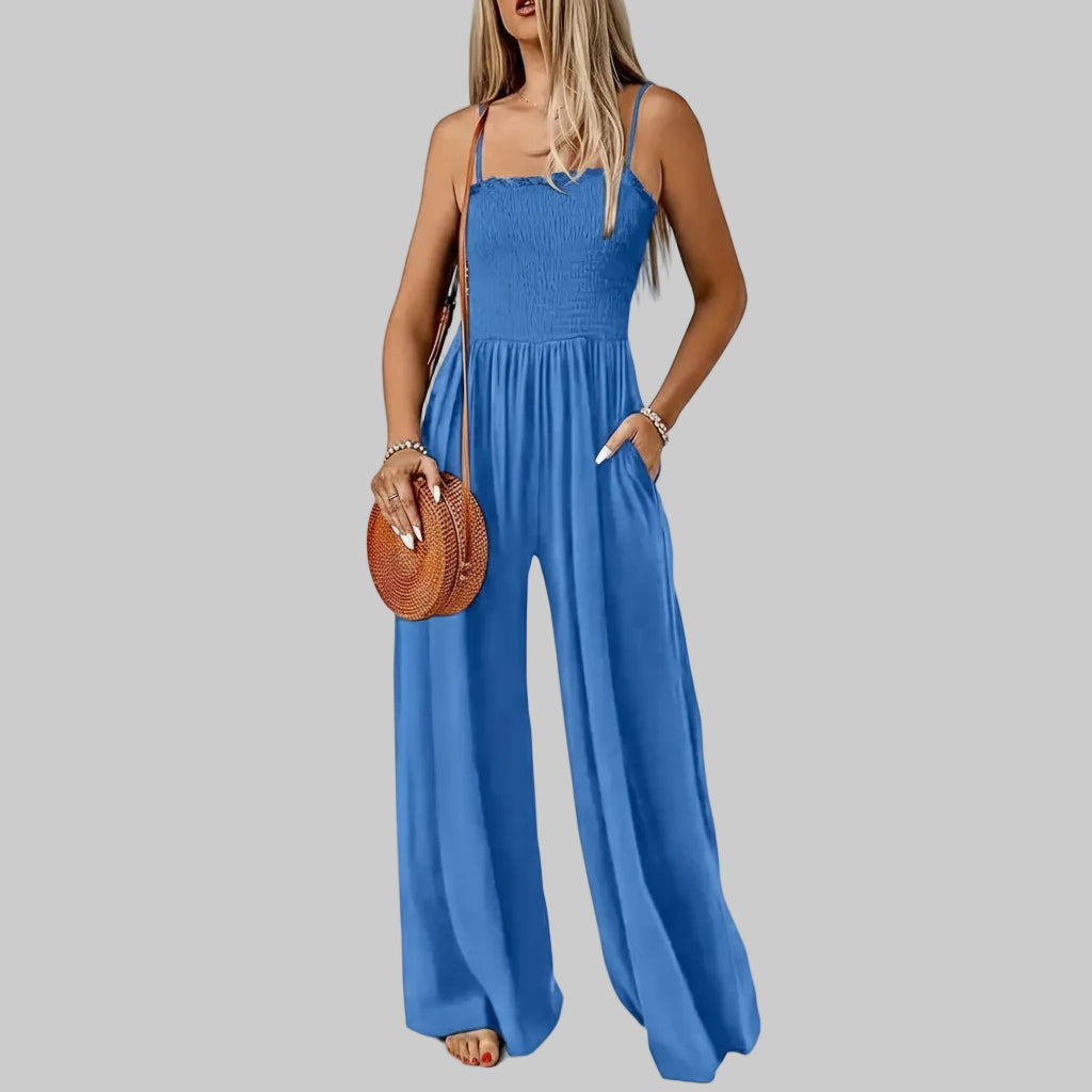Polished Western-Style Set with Sophisticated Proportions