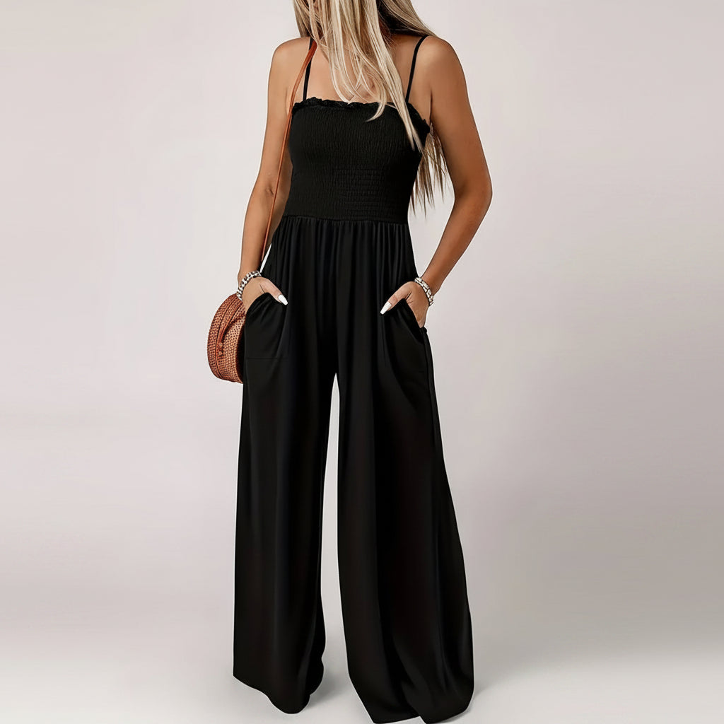 Polished Western-Style Set with Sophisticated Proportions